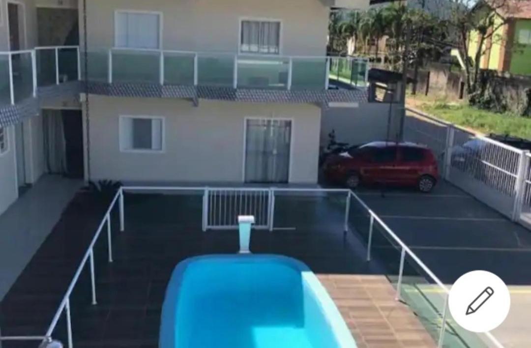 Apartamento Encantador Com Piscina ウバトゥバ エクステリア 写真